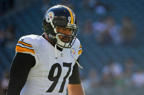 Pittsburgh Steelers: Cameron Heyward helping children in Kenya receive clean drinking water